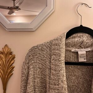 Tan cardigan with pockets